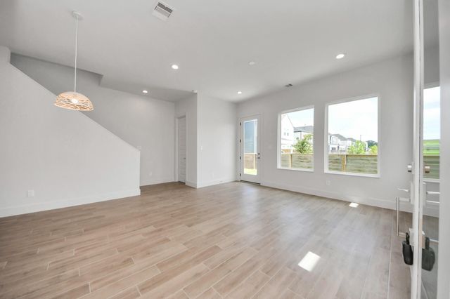 3005 Ocean Cay Drive, Houston, TX 77047