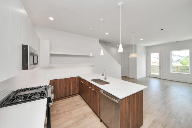 3005 Ocean Cay Drive, Houston, TX 77047