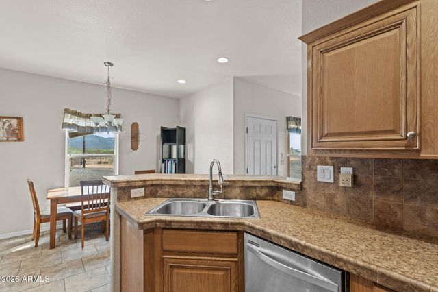49204 N 529th Avenue, Aguila, AZ 85320