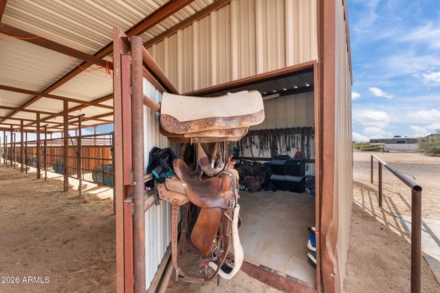 49204 N 529th Avenue, Aguila, AZ 85320