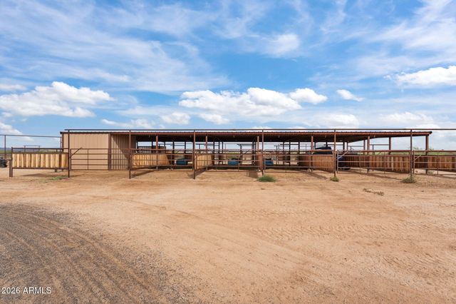 49204 N 529th Avenue, Aguila, AZ 85320