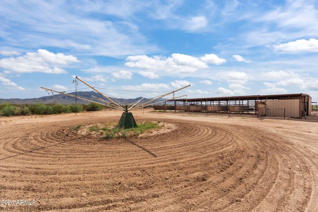 49204 N 529th Avenue, Aguila, AZ 85320