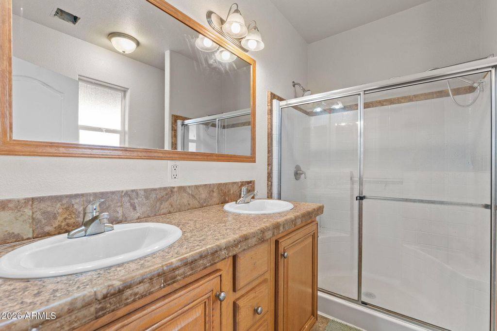 Image 17 of property listing at 49204 N 529th Avenue, Aguila, AZ 85320
