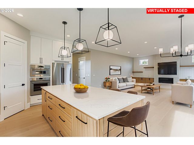 3652 Nw LANA Pl, Portland, OR 97229