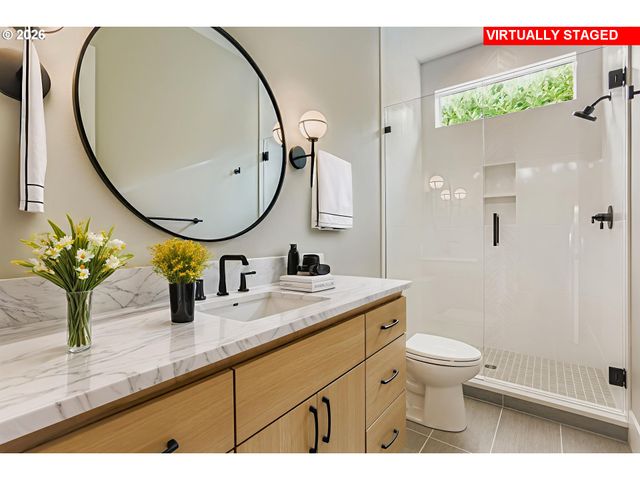 3652 Nw LANA Pl, Portland, OR 97229