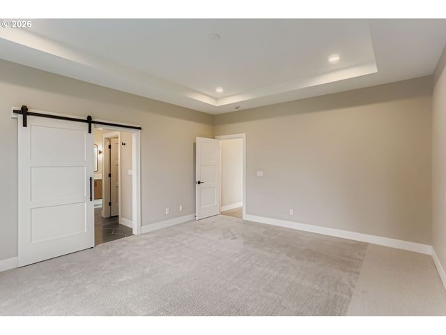 3652 Nw LANA Pl, Portland, OR 97229