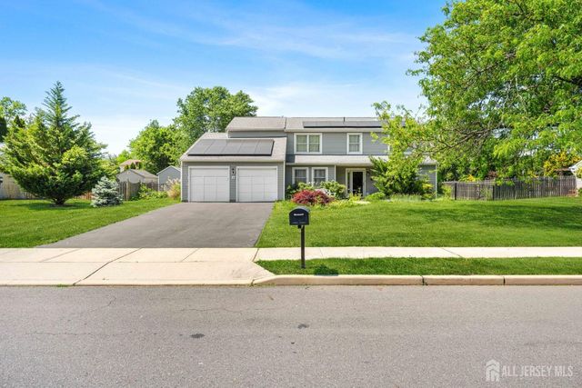 52 Krebs Road, Plainsboro, NJ 08536