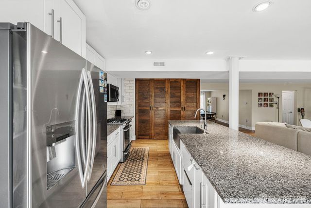 52 Krebs Road, Plainsboro, NJ 08536