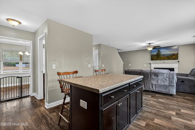 104 Cameo Court, Jacksonville, NC 28540