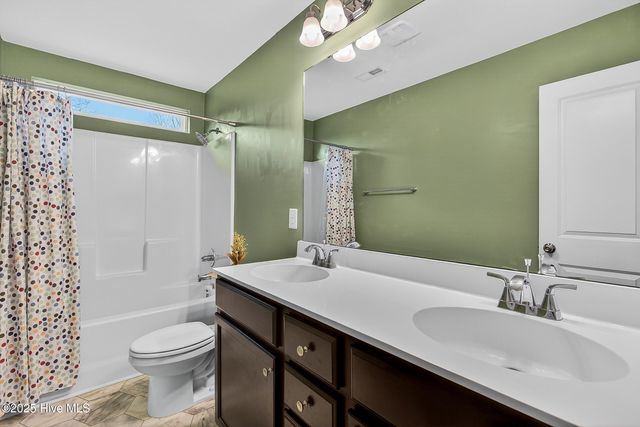 104 Cameo Court, Jacksonville, NC 28540