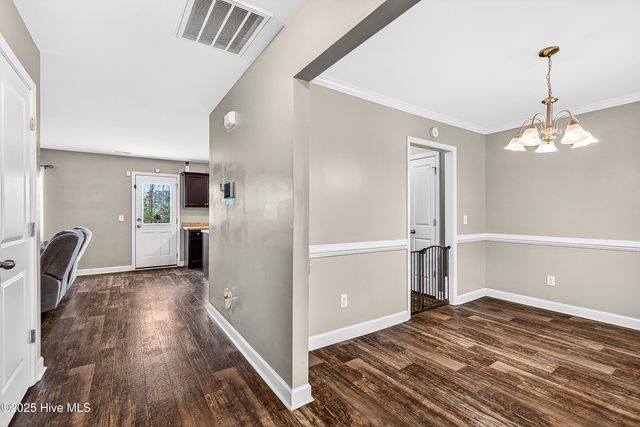 104 Cameo Court, Jacksonville, NC 28540