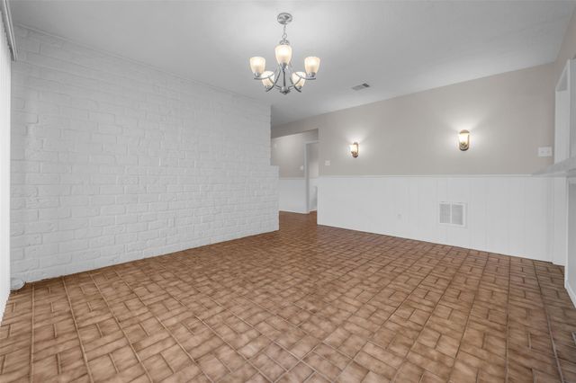 7015 Lacy Hill Drive, Houston, TX 77036