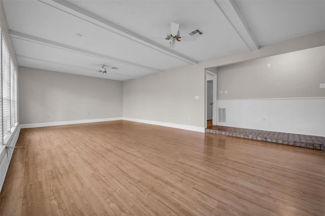 7015 Lacy Hill Drive, Houston, TX 77036