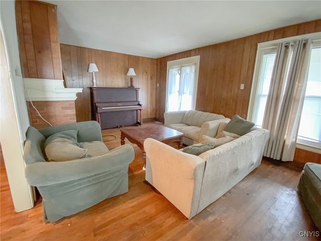 909 Ackerman Avenue, Syracuse, NY 13210