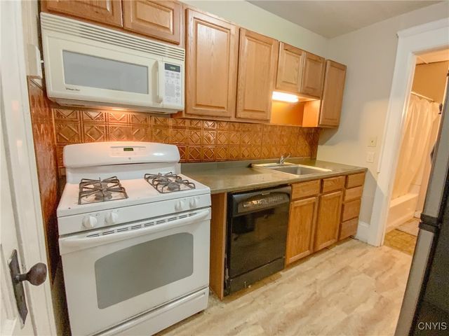 909 Ackerman Avenue, Syracuse, NY 13210