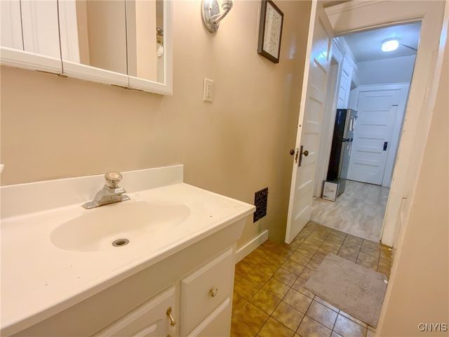 909 Ackerman Avenue, Syracuse, NY 13210