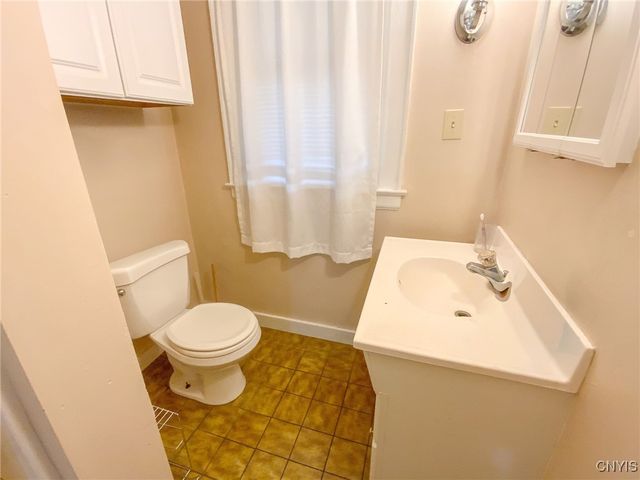 909 Ackerman Avenue, Syracuse, NY 13210