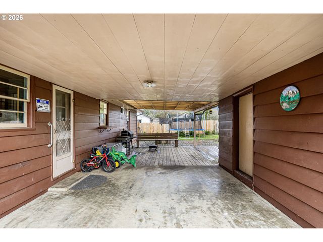 6351 NONPAREIL Rd, Sutherlin, OR 97479