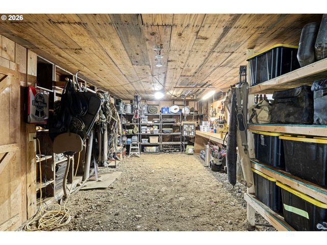 6351 NONPAREIL Rd, Sutherlin, OR 97479