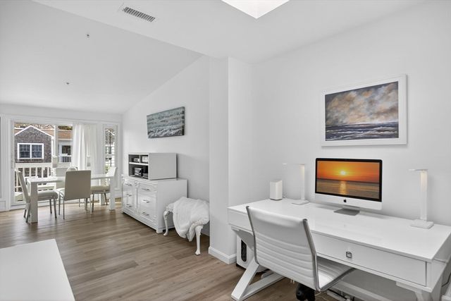 912 Main St 308, Chatham, MA 02633