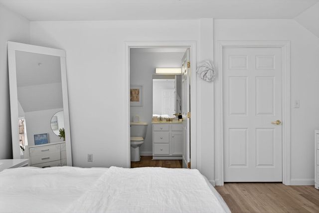 912 Main St 308, Chatham, MA 02633