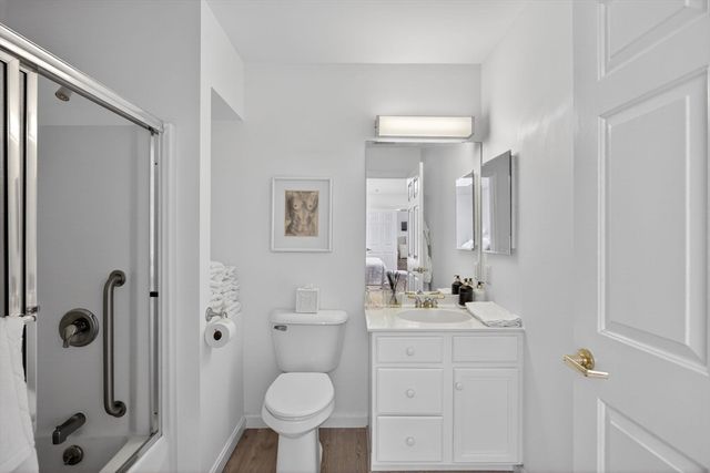 912 Main St 308, Chatham, MA 02633