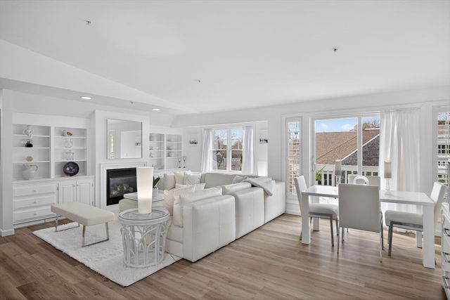 912 Main St 308, Chatham, MA 02633