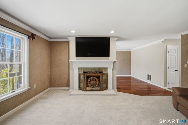 63 Dartmoor 63, Enfield, CT 06082