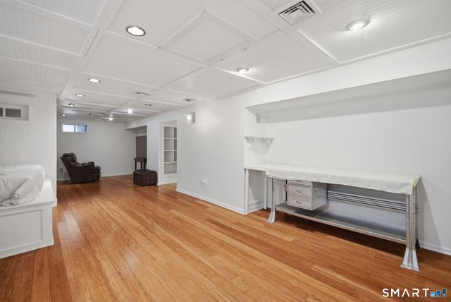 63 Dartmoor 63, Enfield, CT 06082