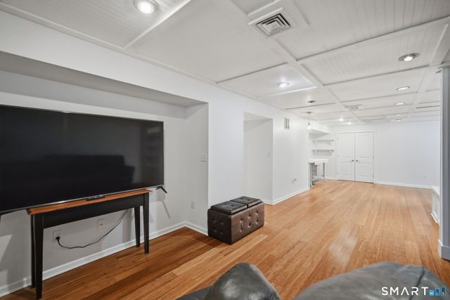63 Dartmoor 63, Enfield, CT 06082