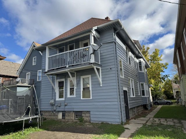 2421 N 40th STREET #2423, Milwaukee, WI 53210