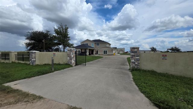 6420 Beckendorff Road, Sealy, TX 77474