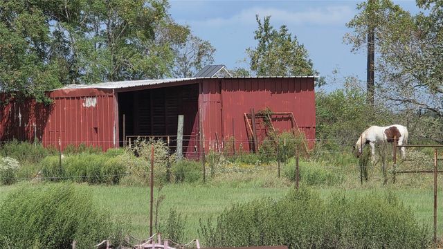 6420 Beckendorff Road, Sealy, TX 77474