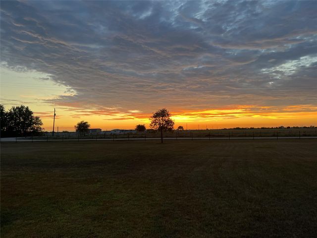 6420 Beckendorff Road, Sealy, TX 77474