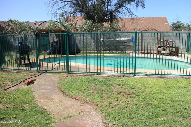 530 N CRISS Street, Chandler, AZ 85226