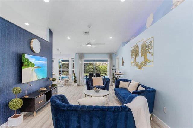 1899 Piccadilly Circus, Naples, FL 34112