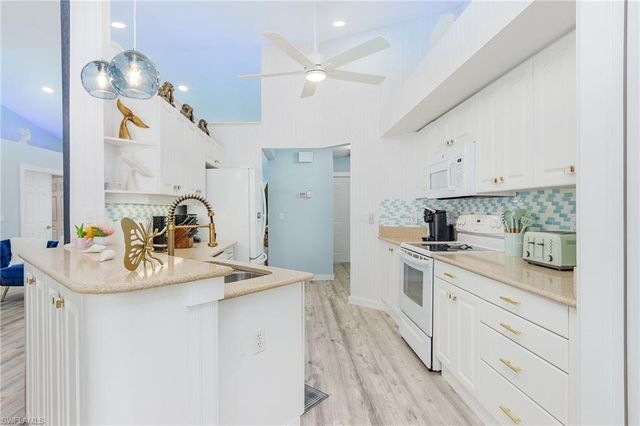 1899 Piccadilly Circus, Naples, FL 34112