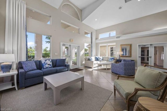 1899 Piccadilly Circus, Naples, FL 34112