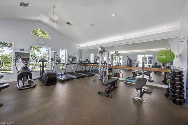1899 Piccadilly Circus, Naples, FL 34112