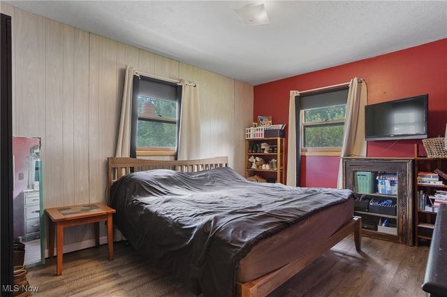 1180 Jones Drive, Salem, OH 44460