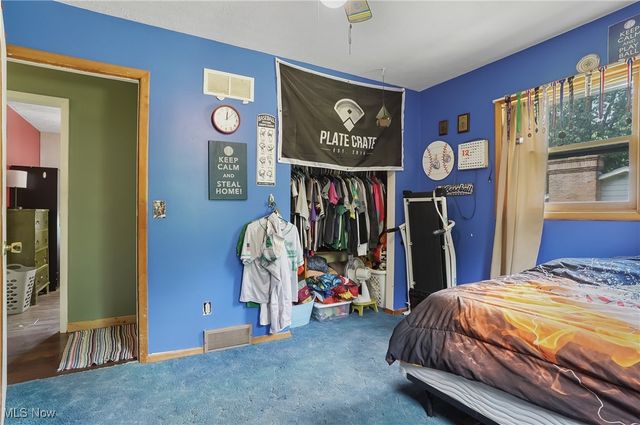 1180 Jones Drive, Salem, OH 44460