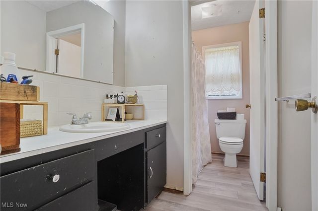 1180 Jones Drive, Salem, OH 44460