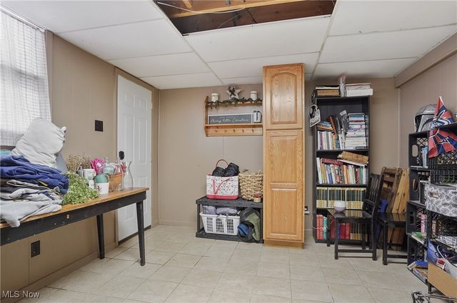 1180 Jones Drive, Salem, OH 44460