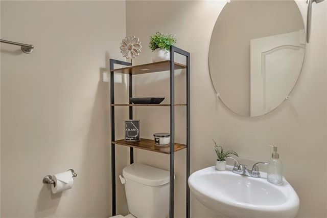 2243 Knoxhill SE View, Smyrna, GA 30082