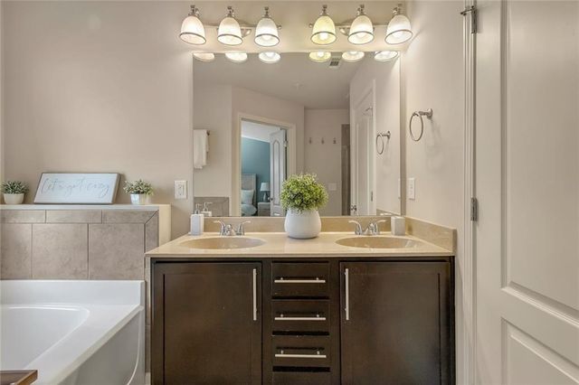 2243 Knoxhill SE View, Smyrna, GA 30082