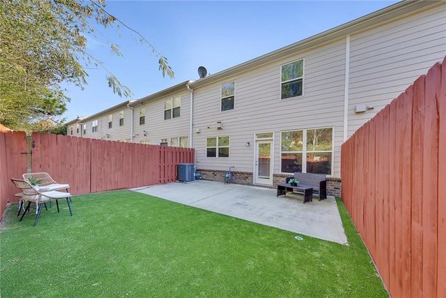 2243 Knoxhill SE View, Smyrna, GA 30082