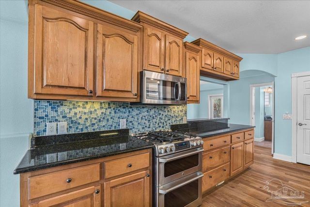 1806 Cypress St, Pensacola, FL 32502