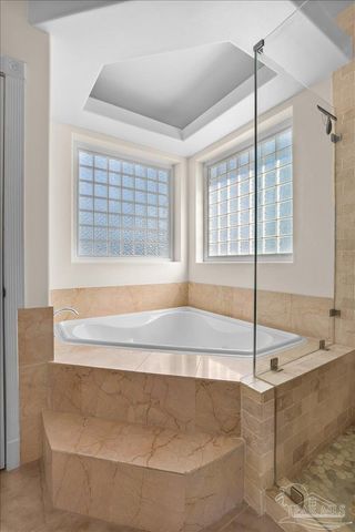 1806 Cypress St, Pensacola, FL 32502