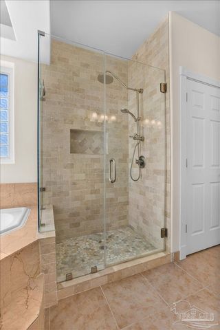 1806 Cypress St, Pensacola, FL 32502