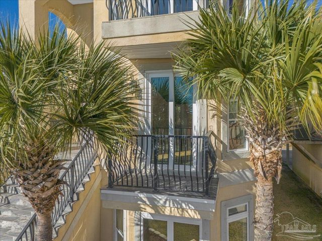 1806 Cypress St, Pensacola, FL 32502